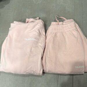 Talentless pink hoodie and sweatpant set💕